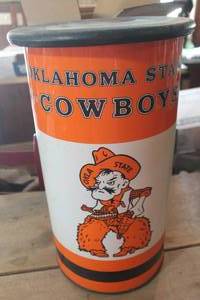 lot 2813 image: Metal Oklahoma State Trash Can