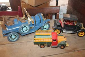 lot 2822 image: Vintage Collectable Cars