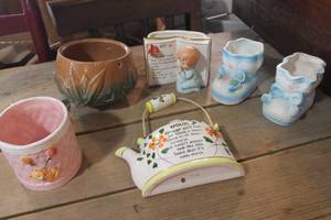 lot 2828 image: Vintage Planters