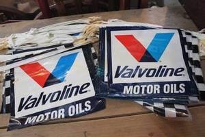 lot 2831 image: Valvoline Motor Oil Banners