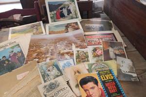 lot 2899 image: Vintage Prints, Newspapers & More