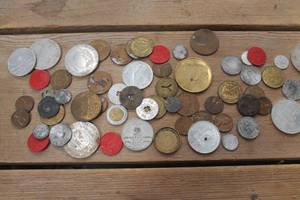 lot 2952 image: Vintage Coins and Tokens