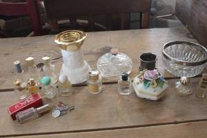 lot 2962 image: Vintage Purfume Bottles and More