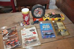 lot 2977 image: NIP Nascar Matchbox Cars and More