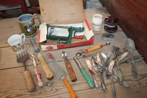 lot 2985 image: Vintage Silverware, Apple Peeler and More