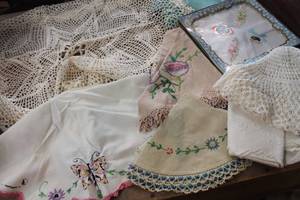 lot 2995 image: NIP Vintage Handkerchiefs and More