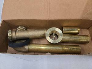 lot 11646 image: Gerber Bath Drain  Trip Lever