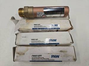 lot 11665 image: 34 In. Mnpt Water Hammer Arrestor - Lot of 4