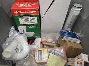 lot 11667 image: Plumbing Repair Lot - Bulk Lot