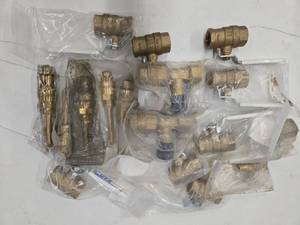 lot 11669 image: Gerber Plumbing Fixtures Assorted Brass Ball Valves and Components Lot
