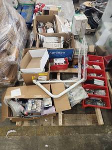 lot 18727 image: Bulk Lot of Mixed HVAC Plumbing Parts