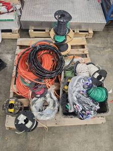 lot 18737 image: Electrical Wire Cable Lot - Mixed Sizes