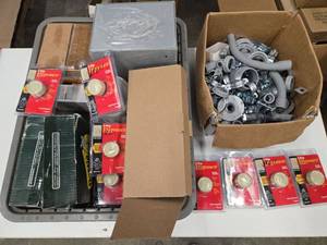 lot 11713 image: Pass &amp Seymour 3-Way Dimmer Lot with Electrical Components - Model R603-PIV&nbsp
