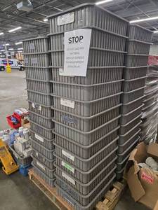 lot 18759 image: Pallet of Plastic Storage Containers - Approximately 55
