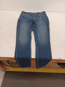 lot 18377 image: Levis Stretch Pants, 14L