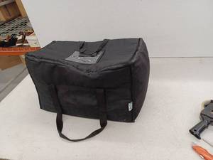 lot 18435 image: Large Food Warming Bag, Black
