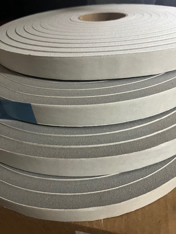 lot 202 image: Bundle of 4 Foam Seals 1 Wide x 20