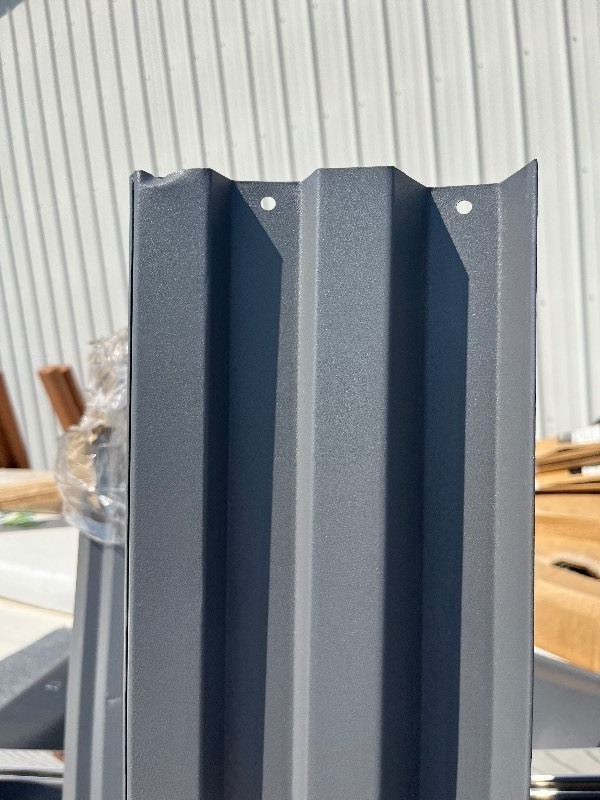 lot 33 image: Bundle of 20 Quality Metal Valley Overlapping Siding Pieces 6.5 x 5
