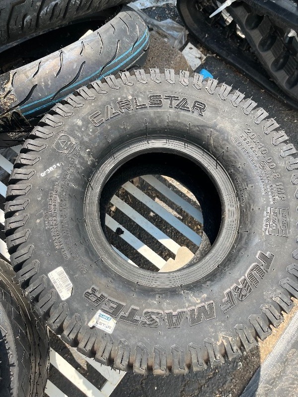 lot 381 image: Carlstar Turf Master Tire 20 x 10.00-8 IMP
