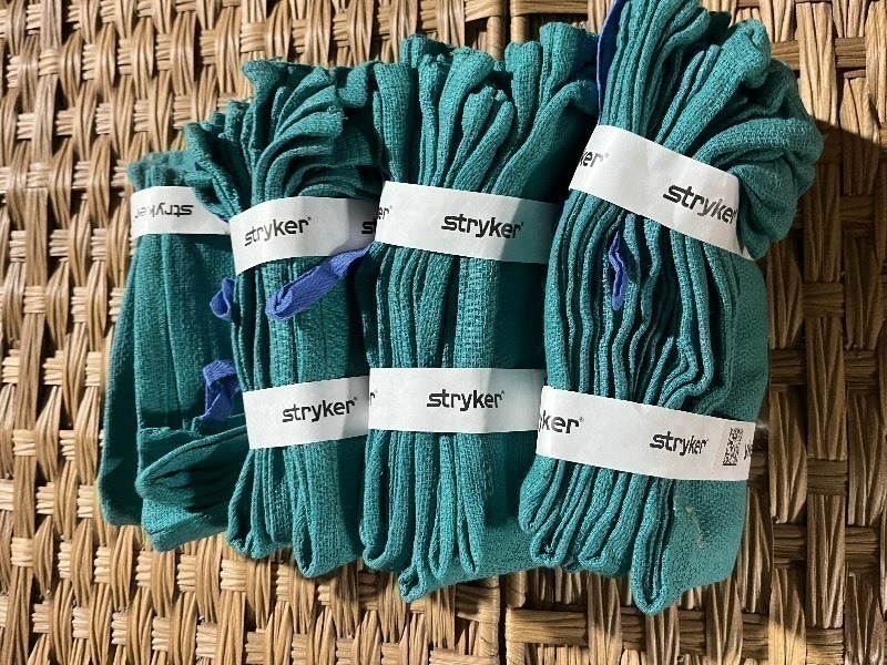 lot 613 image: Bundle of 20 Utility MultiFunctional Towels 12 x 24