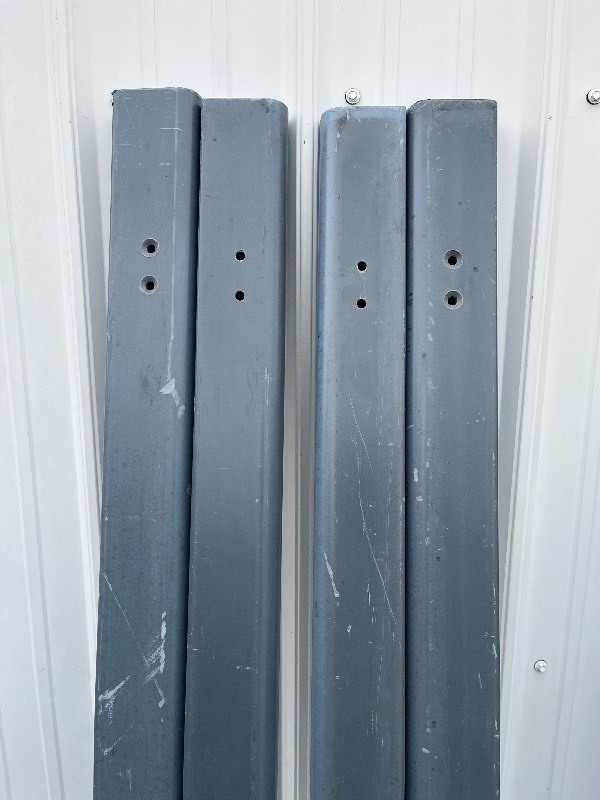 lot 233 image: Bundle of 4 Heavy Duty Weather Proof Rounded Top Pieces  6 x 2 x 3