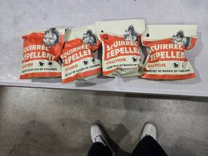 lot 9183 image: Bulk Box Squirrel Repellant