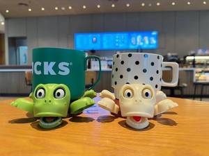 lot 9215 image: JOD Turtle Cup Holder & Coaster 2pc with Liftable Limbs
