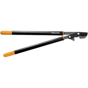 lot 12467 image: Fiskars Powergear 32in Bypass Lopper With Aluminum Handle