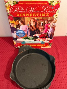 lot 211 image: Pioneer Woman Cookbook and Cast Iron Pan