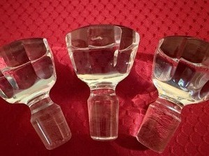 lot 150 image: Decanter Toppers