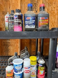 lot 261 image: Shelves of Garage Items - Mostly for Vehicles - Oil, De-Icer and MORE