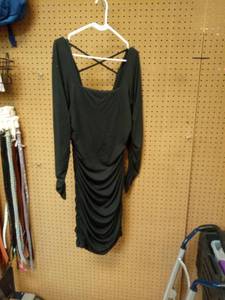 lot 1154 image: Black Long-Sleeve Ruched Dress with Criss-Cross Back - Retail $25