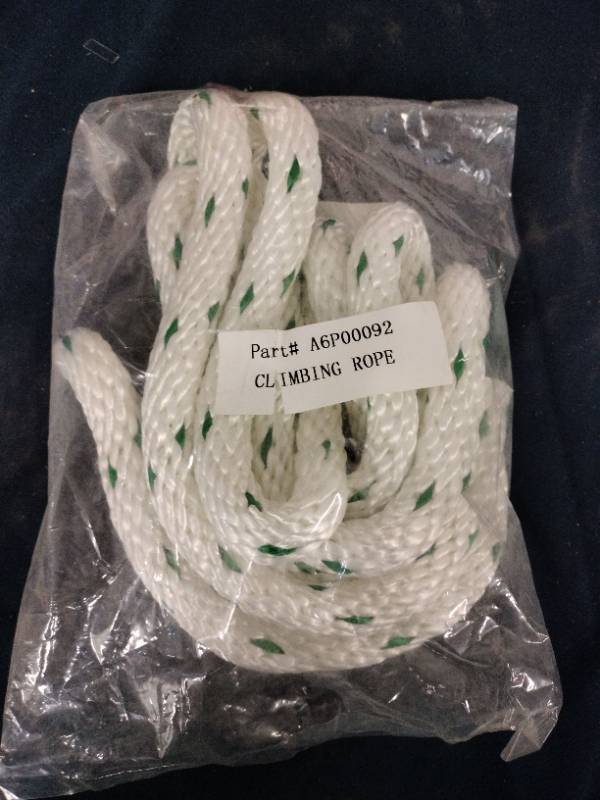 lot 10079 image: Backyard Discovery Climbing Rope