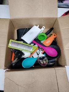 lot 63504 image: Box of Kitchen Supplies and Utensils