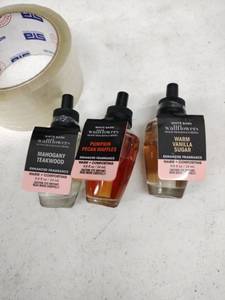lot 63511 image: Set of 3 White Barn Wallflower Fragrance Refills