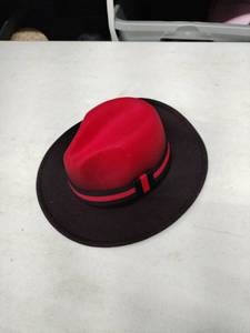 lot 63515 image: Two Tone Wide Brim Gradient Fedora Hat - RedBlack