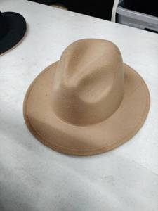 lot 63516 image: brown felt fedora hat - 57 Cm