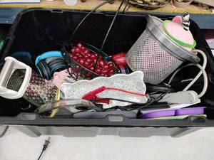 lot 63556 image: Tote of Miscellaneous Items