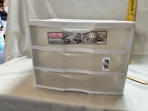 lot 36624 image: 12 x 12 3 Drawer Organizer.