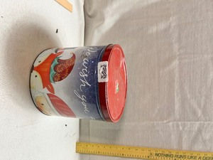 lot 36637 image: Red Post 15 Bowling Ball.