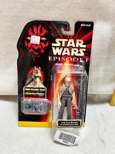 lot 36651 image: Qui-Gon Jinn - Star Wars Episode I (CommTech Chip Figure)