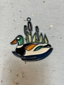 lot 36696 image: Duck Swimming Glass Ornament