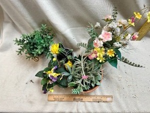 lot 36699 image: Lot of Misc. Fake Plants