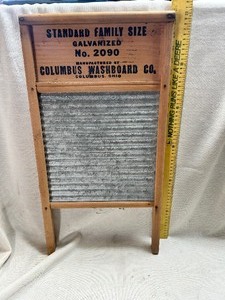 lot 36720 image: Sunny Land Vintage Washboard