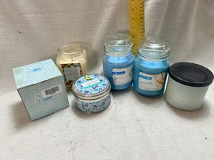 lot 36728 image: Lot of Misc. Candles