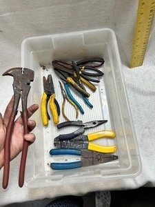 lot 36747 image: Lot of Misc. Pliers