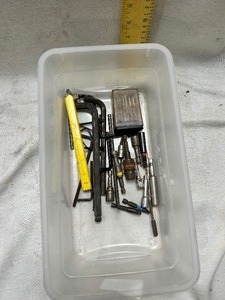 lot 36750 image: Lot of Misc. Bits