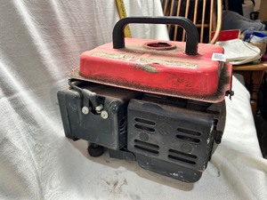 lot 36752 image: Honda 63cc 2-Stroke Gas Engine