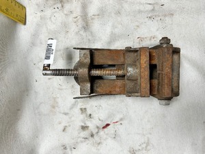 lot 36767 image: Vintage Craftsman Machinist Tilting Drill Press Vise - Made in USA.