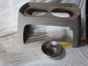 lot 37123 image: Dog Food Bowl Stand